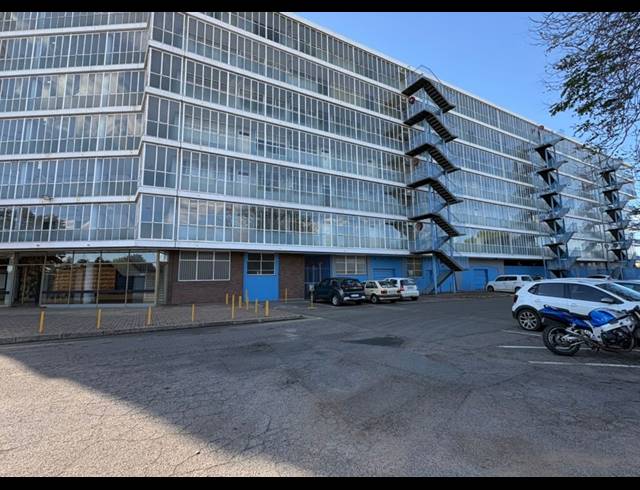 2 BEDROOM FLAT FOR SALE IN ARCON PARK